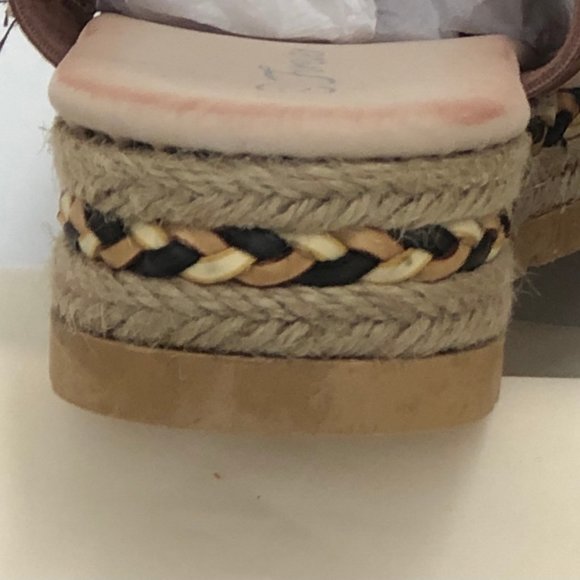 Women's Size 7.5 FOREVER Tan Platform Sandal Boho Style Tribal Look Ankle Strap - Picture 9 of 10